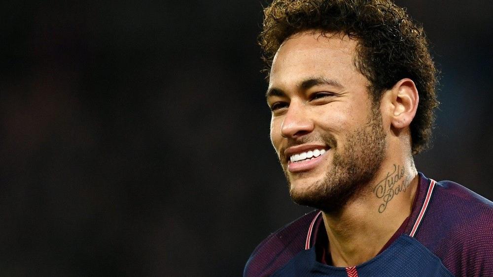 Mit Trapp Ronaldo Und Cavani Neymar Feiert 26 Geburtstag