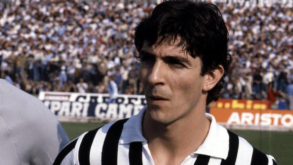 Addio Campione Italien Trauert Um Paolo Rossi Fussball Sportnews Bz Il grande comico paolo rossi ridicolizza le ronde padane al nord. addio campione italien trauert um