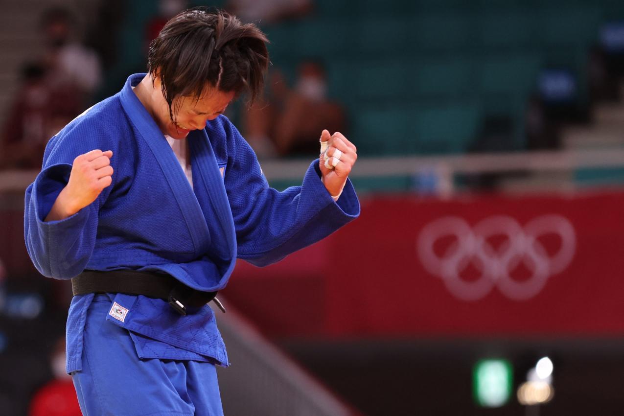 Download Abe-Geschwister holen im Judo Doppel-Gold für Japan ...