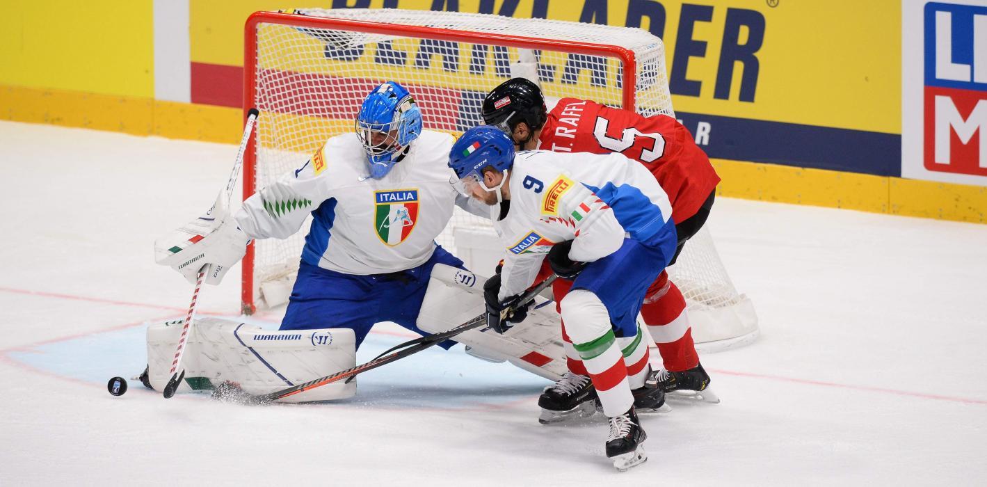 italiens-goalie-andreas-bernard-zeigte-s